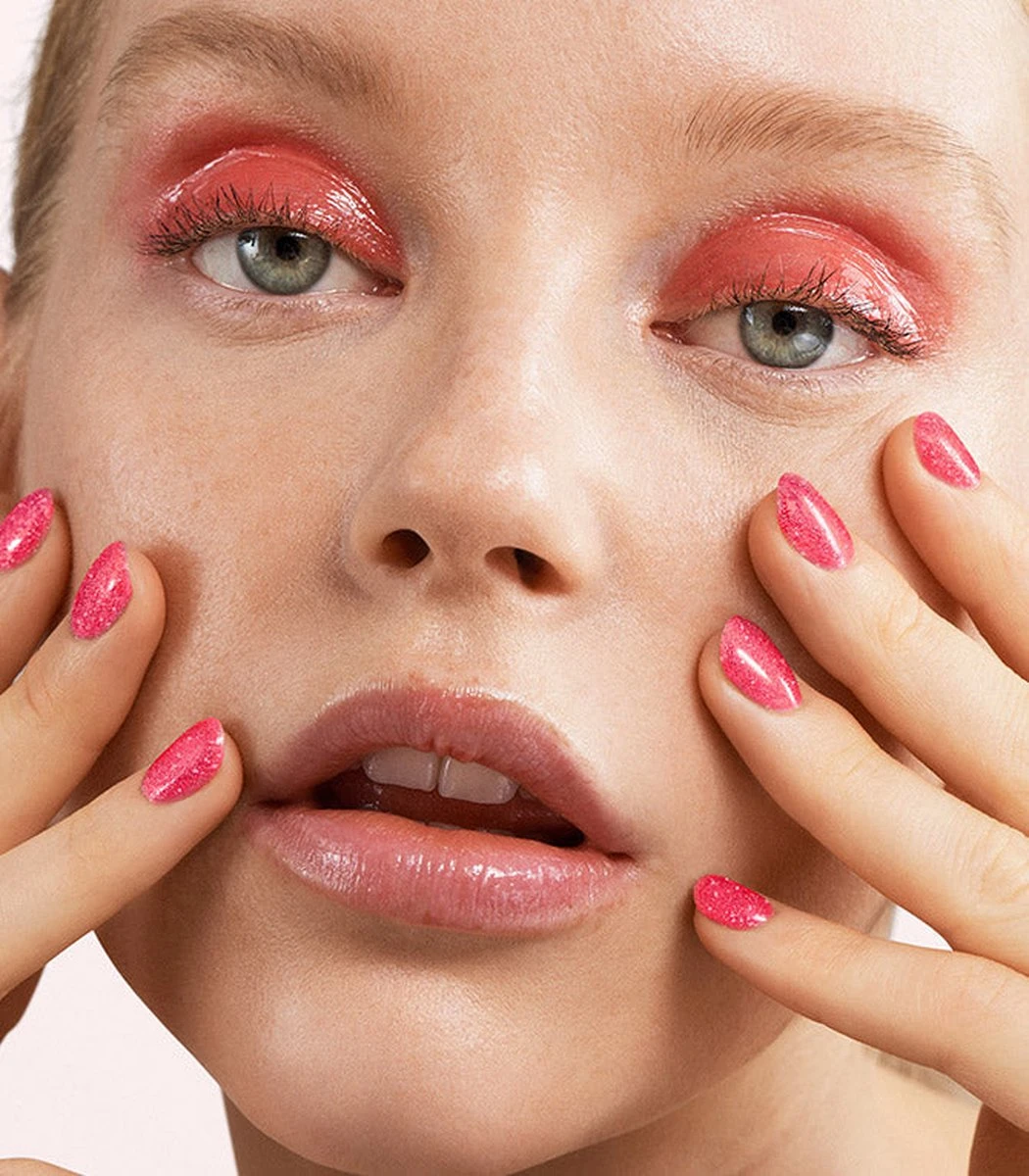 Pink Gellac - Paradise Pink - Gellak - Vegan - Roze - Glanzend - 15ml 4 Pink Gellac - Paradise Pink - Gellak - Vegan - Roze - Glanzend - 15ml - Image 2