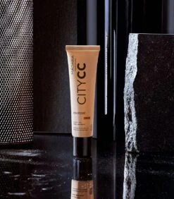 MÁDARA Anti-Pollution CC Cream SPF15 Medium Beige 40ml - Hyaluronzuur -UVA/UVB 15 MÁDARA Anti-Pollution CC Cream SPF15 Medium Beige 40ml - Hyaluronzuur -UVA/UVB -Modecosmetica Winkel 1050x1200 28