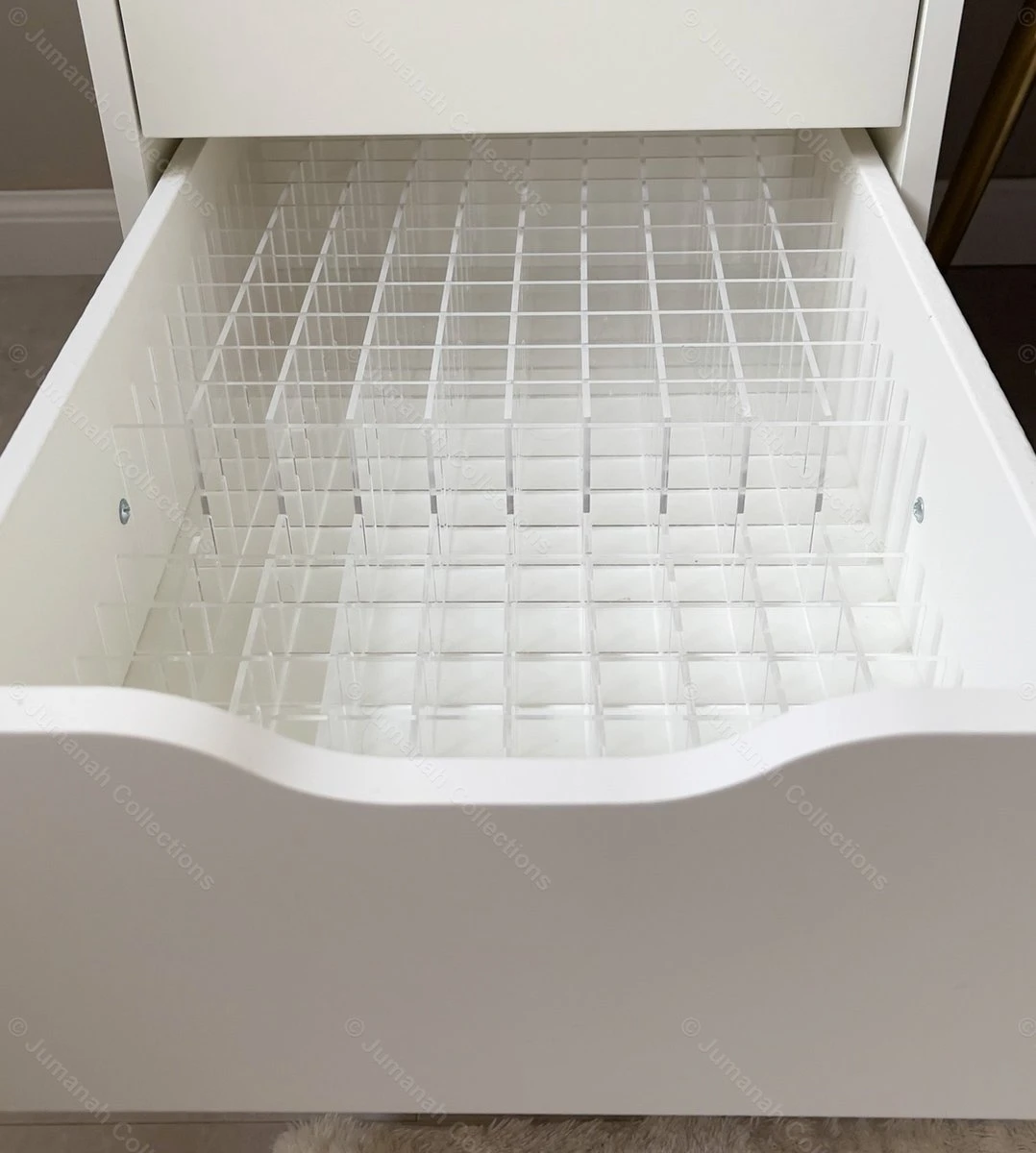 Jumanah® Collections - "Sorted" Large Lip Set - Make Up Organizer - Ladeverdeler - Lade Organizer - Transparant - Acryl - Kunststof - Ikea Alex 5 Ladeblok 6 Jumanah® Collections - "Sorted" Large Lip Set - Make Up Organizer - Ladeverdeler - Lade Organizer - Transparant - Acryl - Kunststof - Ikea Alex 5 Ladeblok - Image 4