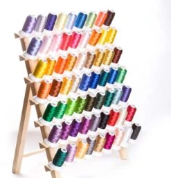 Merkloos Houten Naaigaren Rek - 60 Houders Voor Garen - Voor Naaien & Borduren - Opbergrek Staand - 60 Pinnen - Houder - Organizer - Hout -Modecosmetica Winkel 1154x1200 16