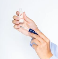 Herome Combi-Pack Nagelverharder Extra Sterk En Base Coat - Nagelversterker - Met Voedende Nagelolie - Herstelt Droge, Breekbare Nagels - Verhelpt Zwakke En Gevoelige Nagels (Nail Hardener Extra Strong & Nourishing Nail Oil) - 2*10ml. -Modecosmetica Winkel 1177x1200