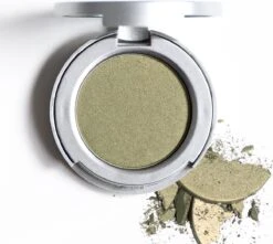 Blèzi® Eye Shadow 20 Lush Green - Groene Oogschaduw - Matglanzend Olijfgroen 8 Blèzi® Eye Shadow 20 Lush Green - Groene Oogschaduw - Matglanzend Olijfgroen -Modecosmetica Winkel 1200x1073 2