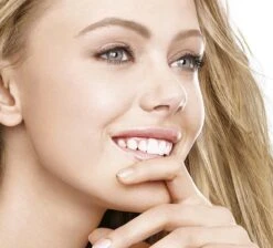 Maybelline Matte Maker -30 Natural Beige - Poeder -Modecosmetica Winkel 1200x1086 6