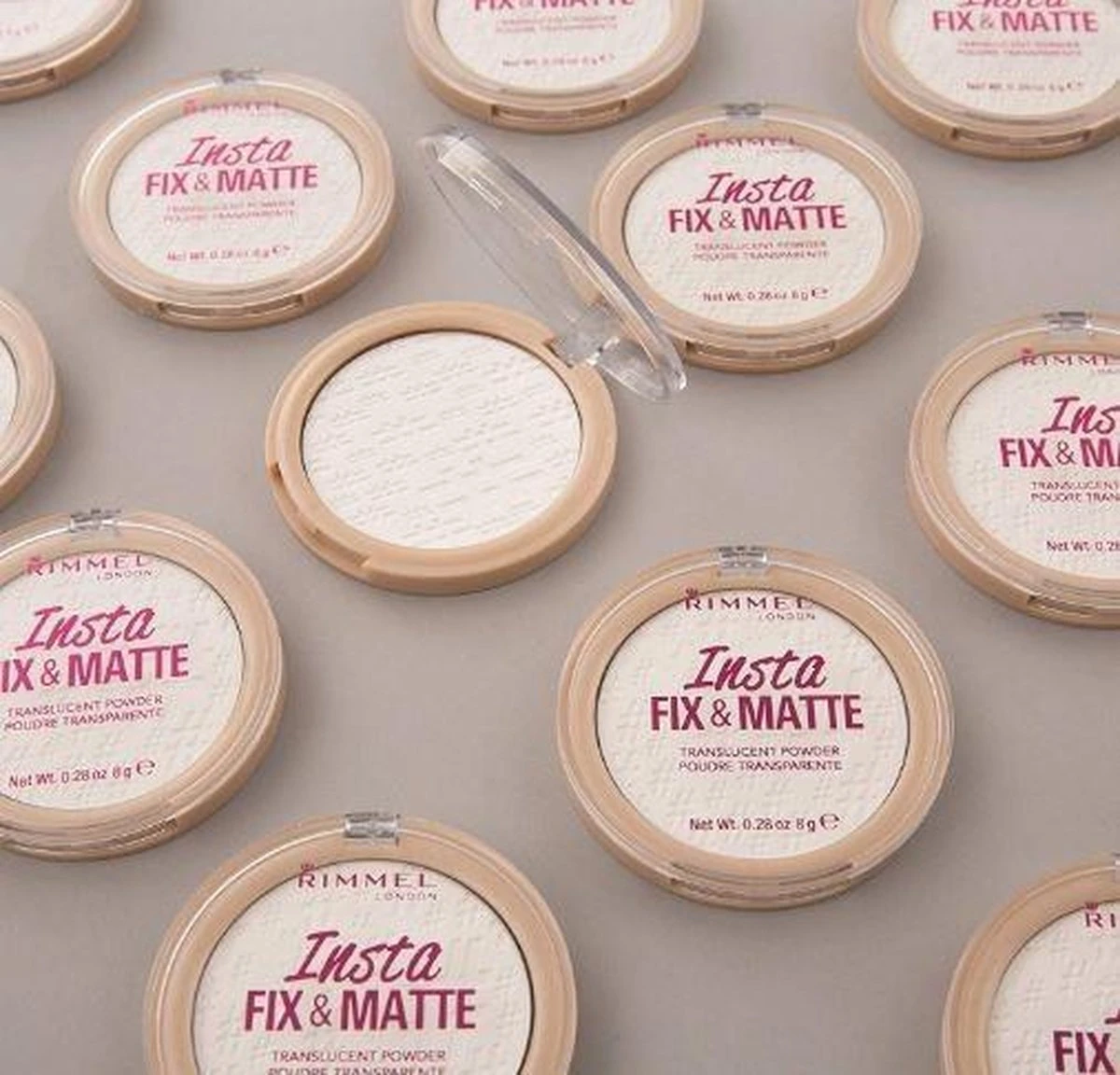 Rimmel London Insta Fix & Matte Make-uppoeder - 01 Clear 16 Rimmel London Insta Fix & Matte Make-uppoeder - 01 Clear - Image 14