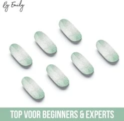 By Emily - Nagel Wrap - Sparkly Green | 20 Stickers | Nail Wrap | Nail Art | Trendy | Design | Nagellakvrij | Eenvoudig | Nagel Wrap | Nagel Stickers | Folie | Zelfklevend | Sjablonen -Modecosmetica Winkel 1200x1173 13