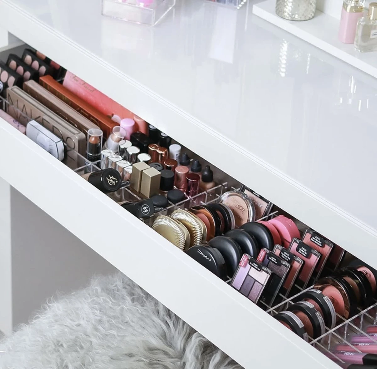 Jumanah® Collections "Sorted" MALM - Toilettafel -Volledige Lade - Make Up Organizer - Ladeverdeler - Lade Organizer - Transparant - Acryl - Kunststof 3 Jumanah® Collections "Sorted" MALM - Toilettafel -Volledige Lade - Make Up Organizer - Ladeverdeler - Lade Organizer - Transparant - Acryl - Kunststof