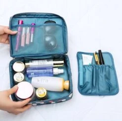 Merkloos Reis Toilet Bag Make Up Organizer - Toillettas - Cosmetica Etui - Travel Organizer - Reisartikelen - Reizen Accessoires -Modecosmetica Winkel 1200x1186 15