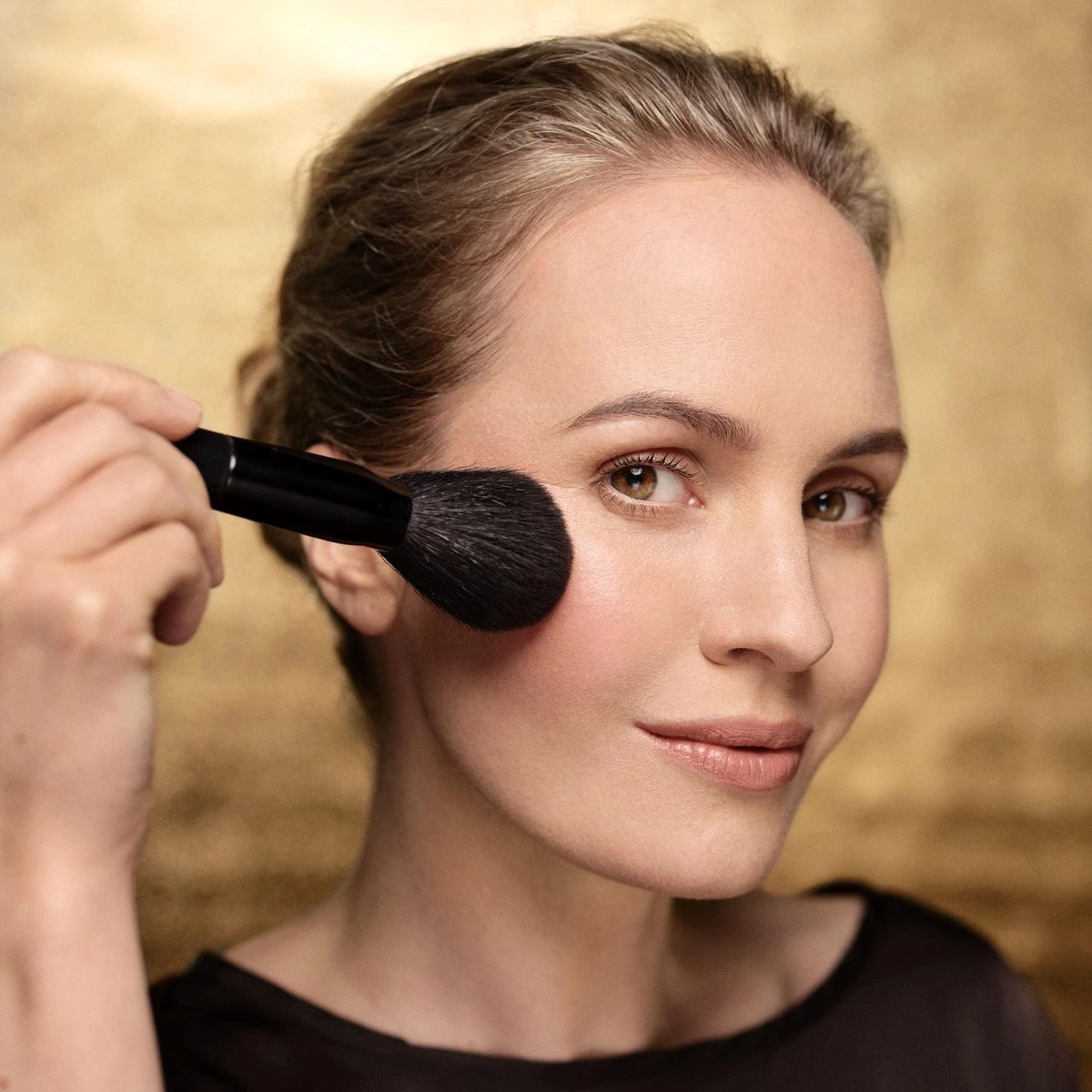 Max Factor Creme Puff Blush Matte - 55 Stunning Sienna 5 Max Factor Creme Puff Blush Matte - 55 Stunning Sienna - Image 3