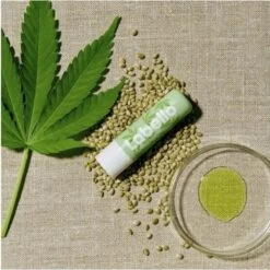 Labello Vegan Naturally Hennepzaadolie Lippenbalsem -Modecosmetica Winkel 1200x1200 1245