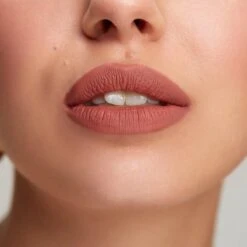 OK Beauty Long-Wear Waterproof Creamy Soft Lip Liner Pencil In Trendy Colors (FOXY) -Modecosmetica Winkel 1200x1200 1261