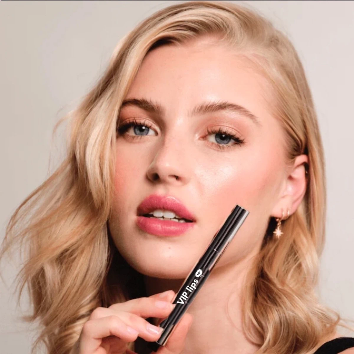 VIP Lips Vollere Lippen Lip Plumper Volumiserende In 2 Min Lip Maximizer Plump Kylie Jenner Cosmetics Make Up Lip Filler Huda Beauty 3 VIP Lips Vollere Lippen Lip Plumper Volumiserende In 2 Min Lip Maximizer Plump Kylie Jenner Cosmetics Make Up Lip Filler Huda Beauty