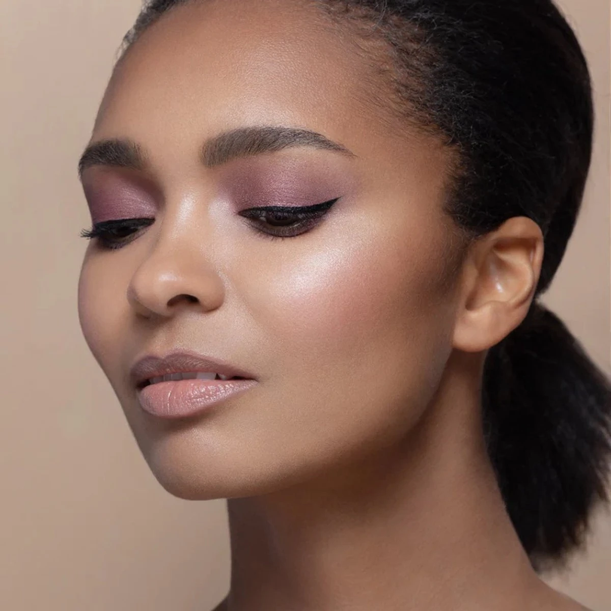 Meroda The Wing Liquid Eyeliner - Zwart 5 Meroda The Wing Liquid Eyeliner - Zwart - Image 3