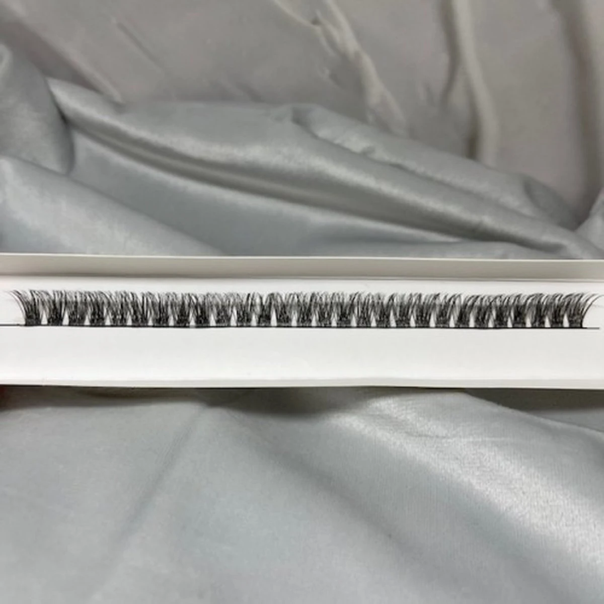 EHHbeauty - Wimpers - Wimperextensions - Lashes - Naturel - Dreamy - Cluster - 12mm - Diy Lashes - Stukjes Wimper 3 EHHbeauty - Wimpers - Wimperextensions - Lashes - Naturel - Dreamy - Cluster - 12mm - Diy Lashes - Stukjes Wimper