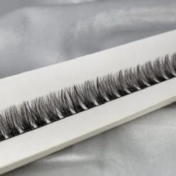 EHHbeauty - Wimpers - Wimperextensions - Lashes - Naturel - Dreamy - Cluster - 12mm - Diy Lashes - Stukjes Wimper 9 EHHbeauty - Wimpers - Wimperextensions - Lashes - Naturel - Dreamy - Cluster - 12mm - Diy Lashes - Stukjes Wimper -Modecosmetica Winkel 1200x1200 1563