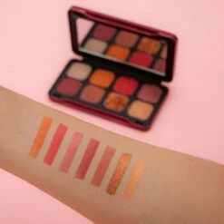 Makeup Revolution - Forever Flawless Dynamic Eyeshadow Palette - Eye Shadow Palette 8 G Dynasty 12 Makeup Revolution - Forever Flawless Dynamic Eyeshadow Palette - Eye Shadow Palette 8 G Dynasty -Modecosmetica Winkel 1200x1200 1613