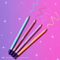 Makeup Revolution X Bratz Kohl Liner Set - Eyeliner/Oogpotlood Set - Pastel Lila, Roze, Oranje & Blauw 10 Makeup Revolution X Bratz Kohl Liner Set - Eyeliner/Oogpotlood Set - Pastel Lila, Roze, Oranje & Blauw -Modecosmetica Winkel 1200x1200 1690