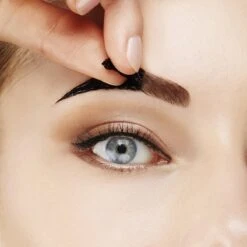 Maybelline New York Tattoo Brow Peel-Off Wenkbrauwgel - 2 Medium Brown - Bruin 37 Maybelline New York Tattoo Brow Peel-Off Wenkbrauwgel - 2 Medium Brown - Bruin -Modecosmetica Winkel 1200x1200 1847