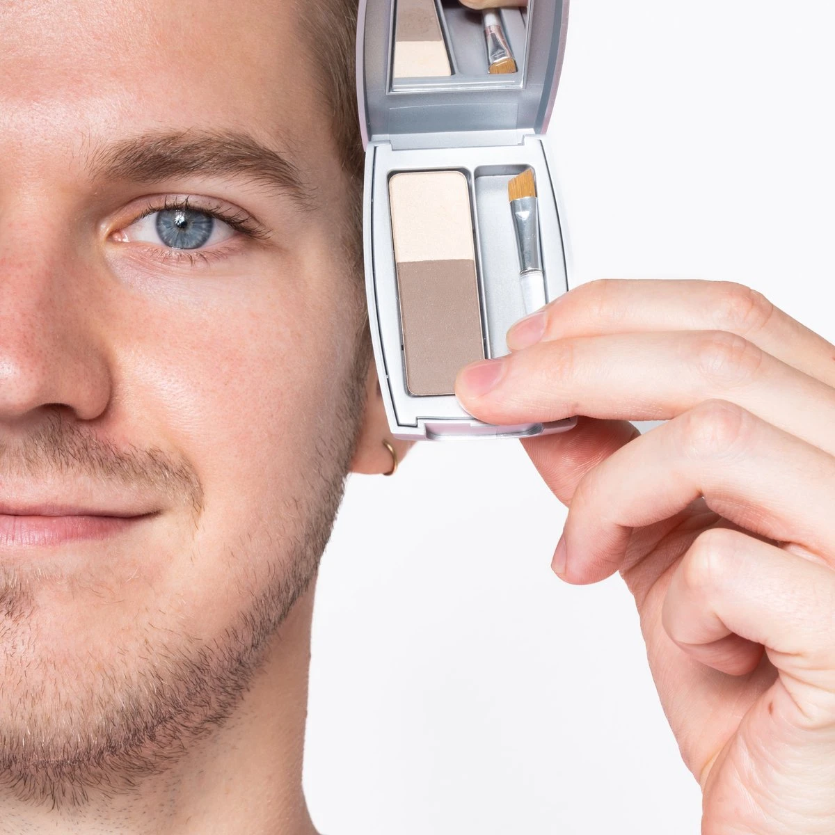 Herome Eye Care Wenkbrauw Poeder Taupe - Compact Brow Powder - Waterproof Verrijkt Met Panthenol - Volumineuze Wenkbrauwen 5 Herome Eye Care Wenkbrauw Poeder Taupe - Compact Brow Powder - Waterproof Verrijkt Met Panthenol - Volumineuze Wenkbrauwen - Image 3