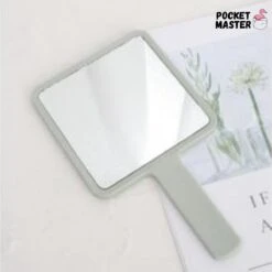 PocketMaster® Make-Up Spiegel / Handspiegel Met Handvat - Licht Groen - Klein - Compact - Handzaam - 8,0 X 8,0 Cm Spiegeloppervlak 9 PocketMaster® Make-Up Spiegel / Handspiegel Met Handvat - Licht Groen - Klein - Compact - Handzaam - 8,0 X 8,0 Cm Spiegeloppervlak -Modecosmetica Winkel 1200x1200 2264