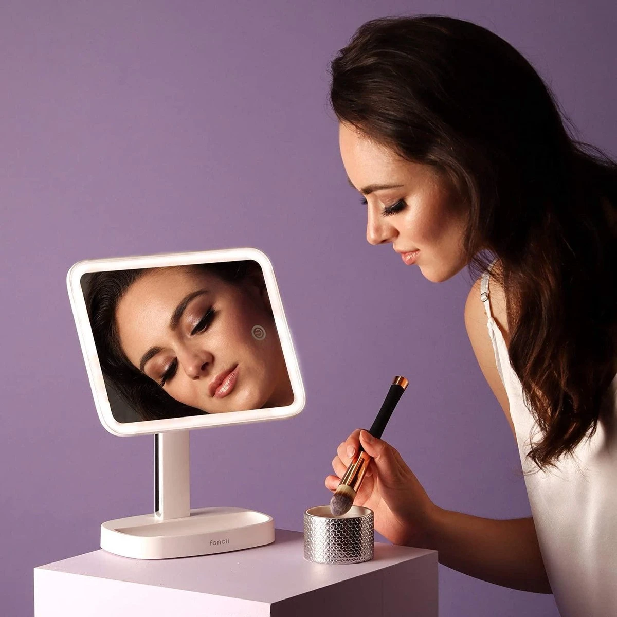 LED Make-up Spiegel Met 3 Lichtinstellingen En 15x Vergrotingsspiegel - Kies Tussen Natuurlijk Daglicht, Zacht Wit Of Neutraal Wit Licht (Aura) 5 LED Make-up Spiegel Met 3 Lichtinstellingen En 15x Vergrotingsspiegel - Kies Tussen Natuurlijk Daglicht, Zacht Wit Of Neutraal Wit Licht (Aura) - Image 3