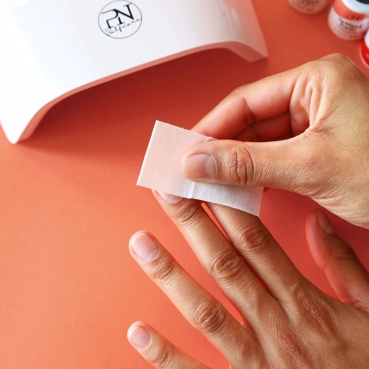 PN Selfcare - Nail Wipes - Set Van 50 Stuks - Nageldoekjes - Reiniging Voor Gellak & Nagellak 4 PN Selfcare - Nail Wipes - Set Van 50 Stuks - Nageldoekjes - Reiniging Voor Gellak & Nagellak - Image 2