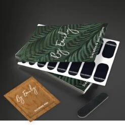 By Emily - Nagel Wrap - Classy Black | 16 Stickers | Nail Wrap | Nail Art | Trendy | Design | Nagellakvrij | Eenvoudig | Nagel Wrap | Nagel Stickers | Folie | Zelfklevend | Sjablonen -Modecosmetica Winkel 1200x1200 582