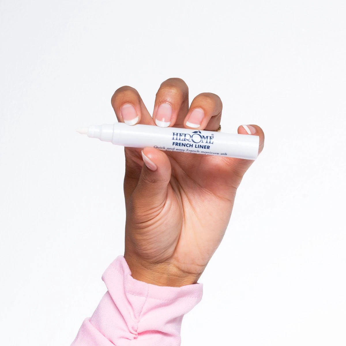 Herome French Liner - Manicurestift - Creëer Witte Nagelranden In Een Handomdraai - 5ml. 10 Herome French Liner - Manicurestift - Creëer Witte Nagelranden In Een Handomdraai - 5ml. - Image 8