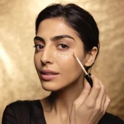 Max Factor Facfinity All Day Flawless Concealer 70 -Modecosmetica Winkel 1200x1200 720