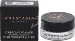 Anastasia Beverly Hills Dipbrow Pomade - Dark Brown 18 Anastasia Beverly Hills Dipbrow Pomade - Dark Brown -Modecosmetica Winkel 1200x668 2