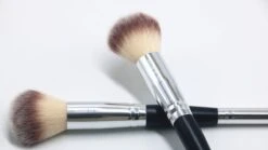 Foundation - Poeder - Make-up Kwast- Foundation Kwast - Concealer Kwast 3-in 1 - Must-have - Cadeau - Verjaardag - Populair - Trendy - Efficiënt - Tijdbesparend -Modecosmetica Winkel 1200x674 7