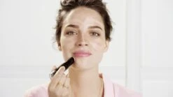 Bourjois Foundcealer Foundation - 310 Beige -Modecosmetica Winkel 1200x675 3