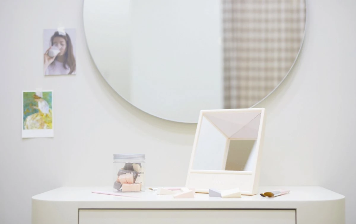 MRMR - The Non-reversing Mirror - Zonder Links & Rechts Gespiegeld - Make Up Spiegel 6 MRMR - The Non-reversing Mirror - Zonder Links & Rechts Gespiegeld - Make Up Spiegel - Image 4