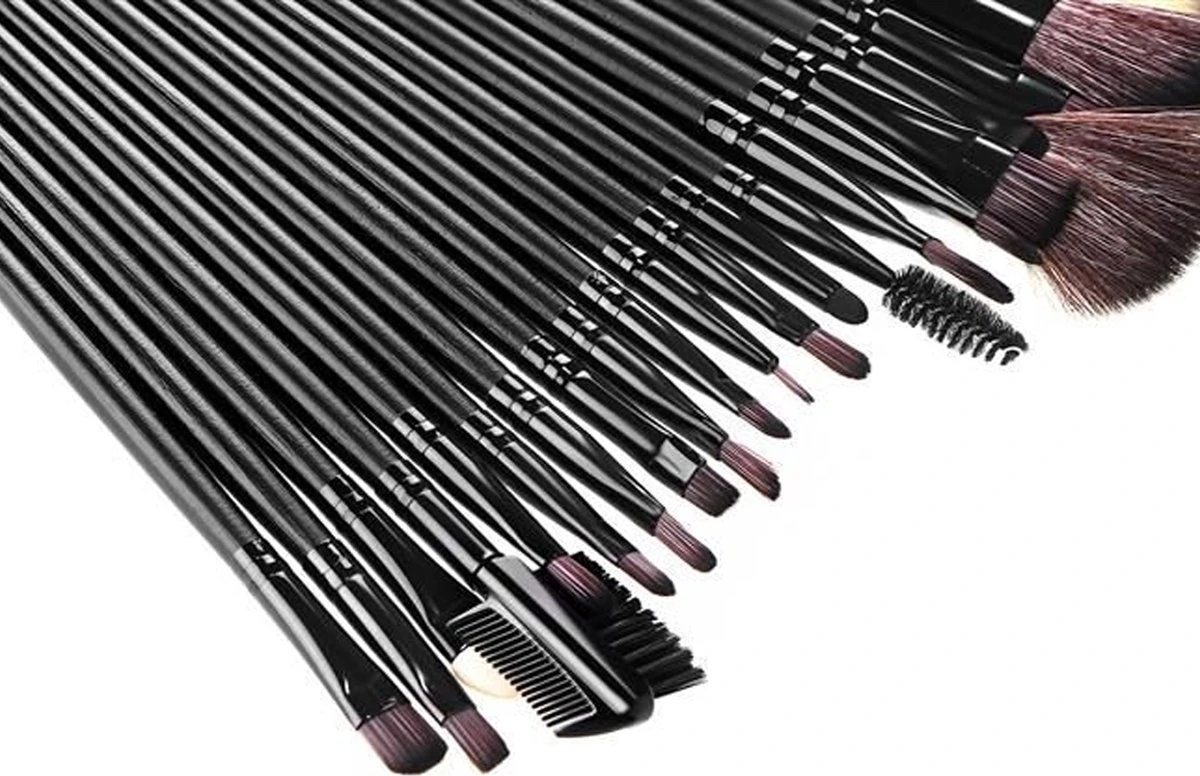 Make-up Kwasten Set - Professionele Kwasten - 24-delig Met Tasje - Cosmetica Kwasten - Zwart - Rheme 14 Make-up Kwasten Set - Professionele Kwasten - 24-delig Met Tasje - Cosmetica Kwasten - Zwart - Rheme - Image 12