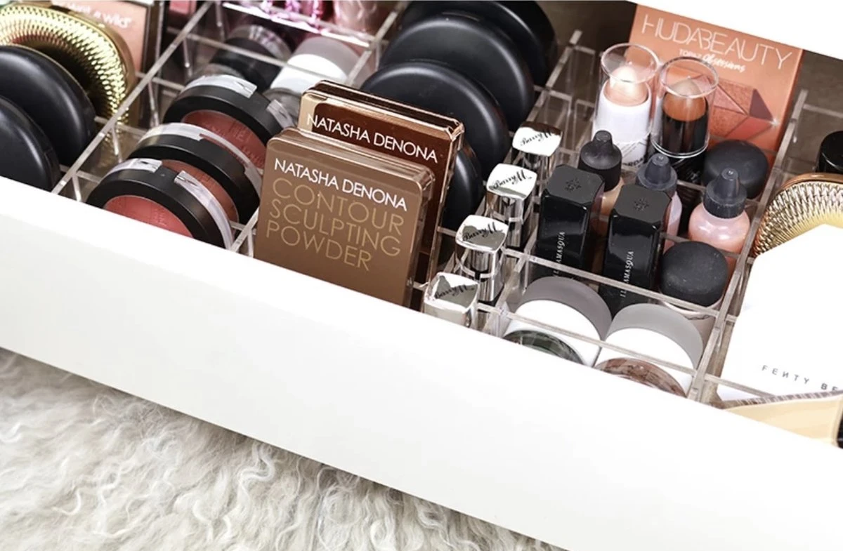 Jumanah® Collections "Sorted" MALM - Toilettafel -Volledige Lade - Make Up Organizer - Ladeverdeler - Lade Organizer - Transparant - Acryl - Kunststof 8 Jumanah® Collections "Sorted" MALM - Toilettafel -Volledige Lade - Make Up Organizer - Ladeverdeler - Lade Organizer - Transparant - Acryl - Kunststof - Image 6