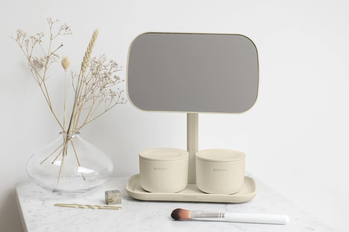 Brabantia ReNew Make-up Spiegel - Met Accessoireschaal - Soft Beige 11 Brabantia ReNew Make-up Spiegel - Met Accessoireschaal - Soft Beige - Image 9