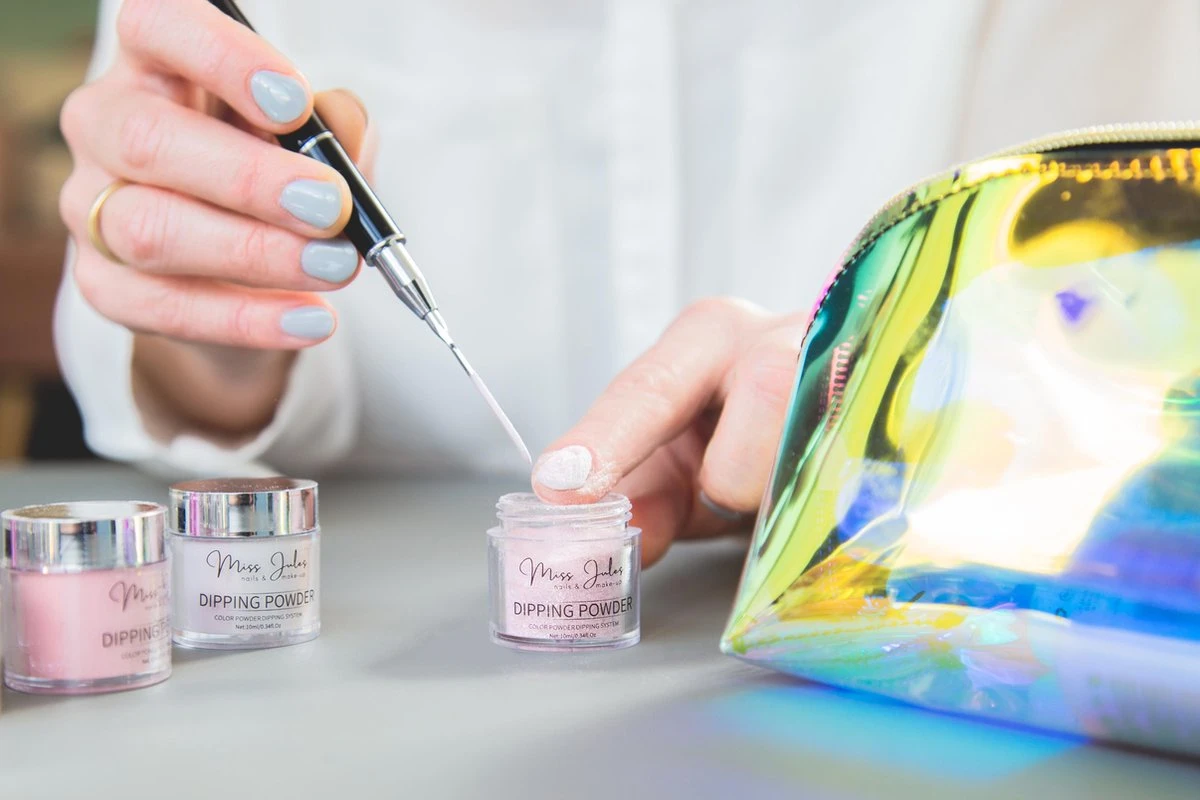 Miss Jules® Complete Set - Dipping Powder Starters Kit - 6 Kleuren Roze - Acryl Nagels Starterspakket 7 Miss Jules® Complete Set - Dipping Powder Starters Kit - 6 Kleuren Roze - Acryl Nagels Starterspakket - Image 5