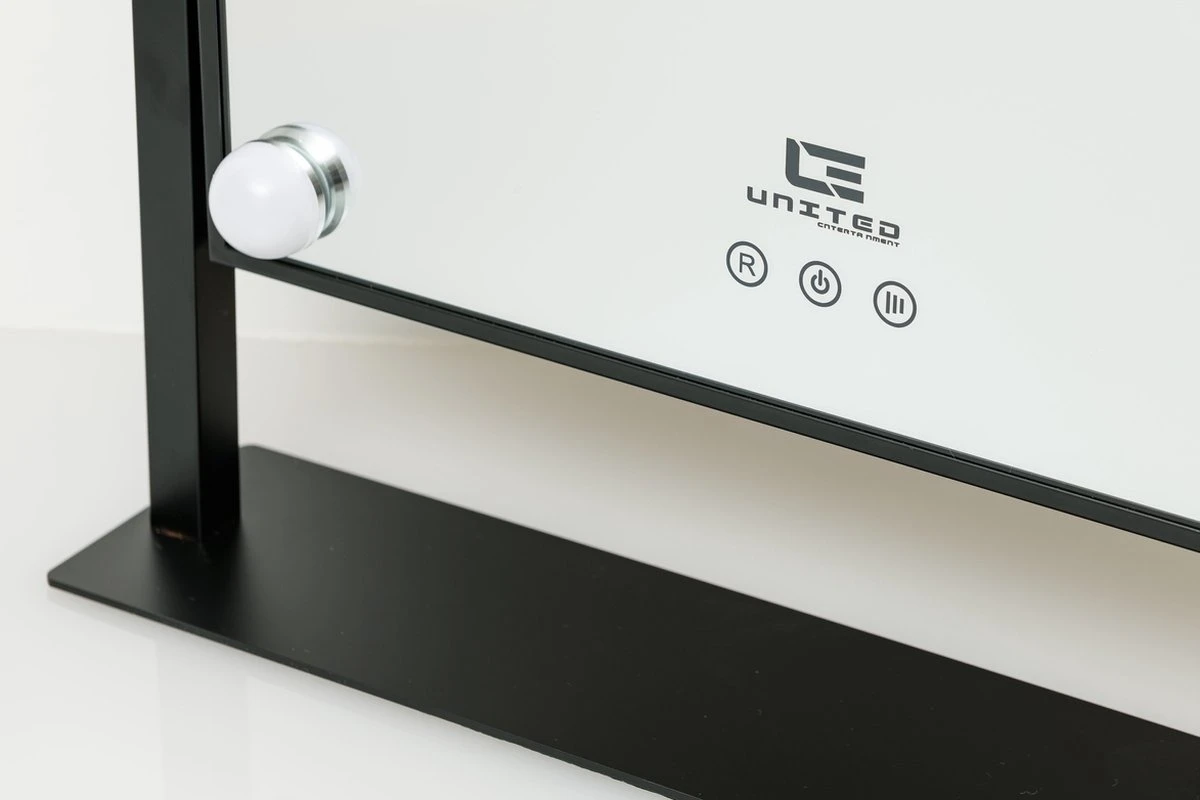 United Entertainment - Hollywood Spiegel Met 12 LEDs - 36x47,5 Cm - Zwart 12 United Entertainment - Hollywood Spiegel Met 12 LEDs - 36x47,5 Cm - Zwart - Image 10