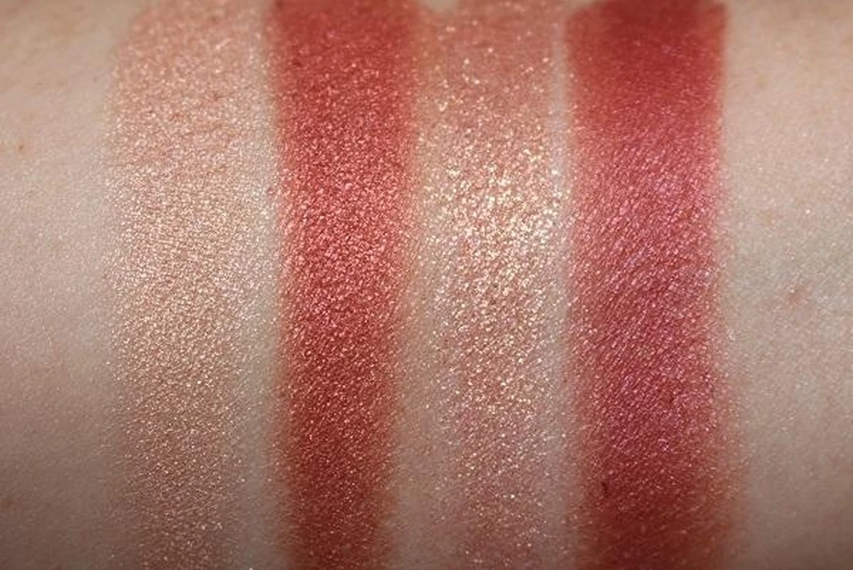 Charlotte Tilbury Cheek To Chic Blush Walk Of No Shame 4 Charlotte Tilbury Cheek To Chic Blush Walk Of No Shame - Image 2