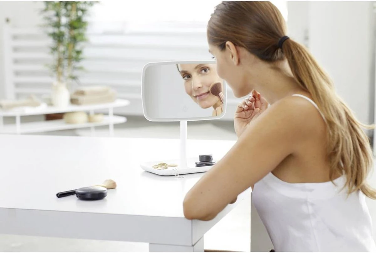 Medisana CM 848 Cosmetica-Spiegel 13 Medisana CM 848 Cosmetica-Spiegel - Image 11