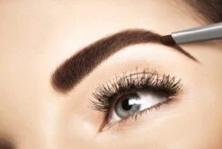 L’Oréal Paris Brow Artist Xpert Wenkbrauwpotlood - 105 Brunette 17 L’Oréal Paris Brow Artist Xpert Wenkbrauwpotlood - 105 Brunette -Modecosmetica Winkel 1200x807