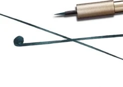 L’Oréal Paris Matte Signature Eyeliner Van Superliner – Matte Liquid Eyeliner – Waterproof - 04 Emeraude – Groen -Modecosmetica Winkel 1200x848