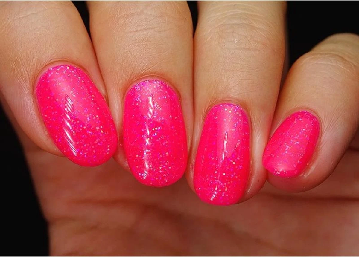 Pink Gellac - Paradise Pink - Gellak - Vegan - Roze - Glanzend - 15ml 9 Pink Gellac - Paradise Pink - Gellak - Vegan - Roze - Glanzend - 15ml - Image 7