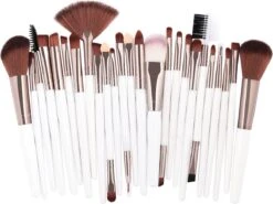 Evvie 24-delige Make-up Kwastenset - Wit/Rosé Goud - In Etui Marble 13 Evvie 24-delige Make-up Kwastenset - Wit/Rosé Goud - In Etui Marble -Modecosmetica Winkel 1200x897 5