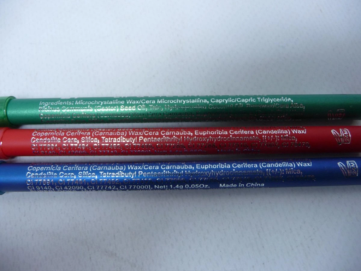 Superlooks Lip & Eyeliner Potloden Met Sluitcap Assortiment Set Van 12 Stuks Verschillende Kleuren, Watervast. 6 Superlooks Lip & Eyeliner Potloden Met Sluitcap Assortiment Set Van 12 Stuks Verschillende Kleuren, Watervast. - Image 4