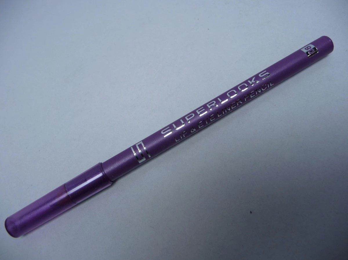 Superlooks Lip & Eyeliner Potloden Met Sluitcap Assortiment Set Van 12 Stuks Verschillende Kleuren, Watervast. 8 Superlooks Lip & Eyeliner Potloden Met Sluitcap Assortiment Set Van 12 Stuks Verschillende Kleuren, Watervast. - Image 6