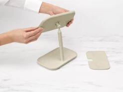 Brabantia ReNew Make-up Spiegel - Met Accessoireschaal - Soft Beige 36 Brabantia ReNew Make-up Spiegel - Met Accessoireschaal - Soft Beige -Modecosmetica Winkel 1200x899 33