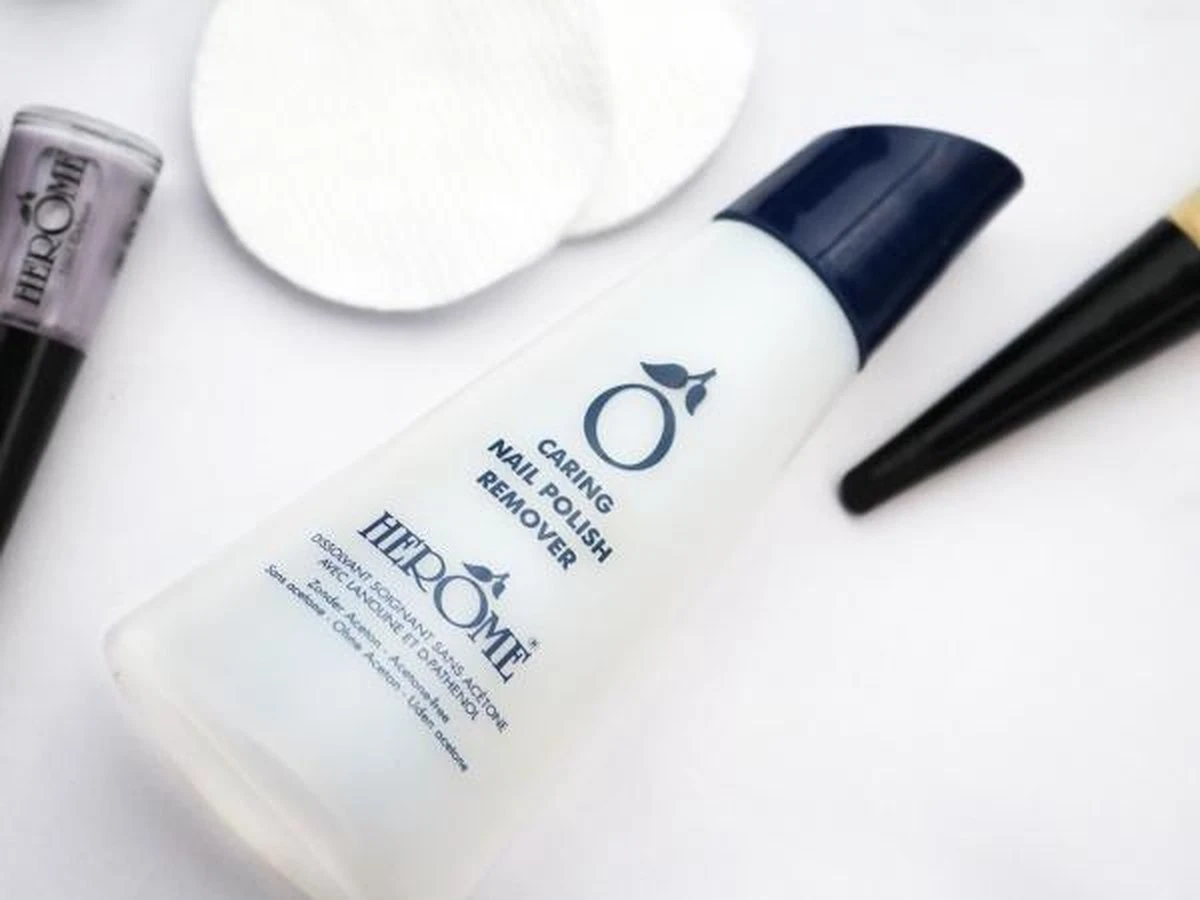 Herome Nagellakremover Nagellakverwijderaar - Nagelverzorging - Caring Nail Polish Remover - Acetonvrij - 120ml 8 Herome Nagellakremover Nagellakverwijderaar - Nagelverzorging - Caring Nail Polish Remover - Acetonvrij - 120ml - Image 6