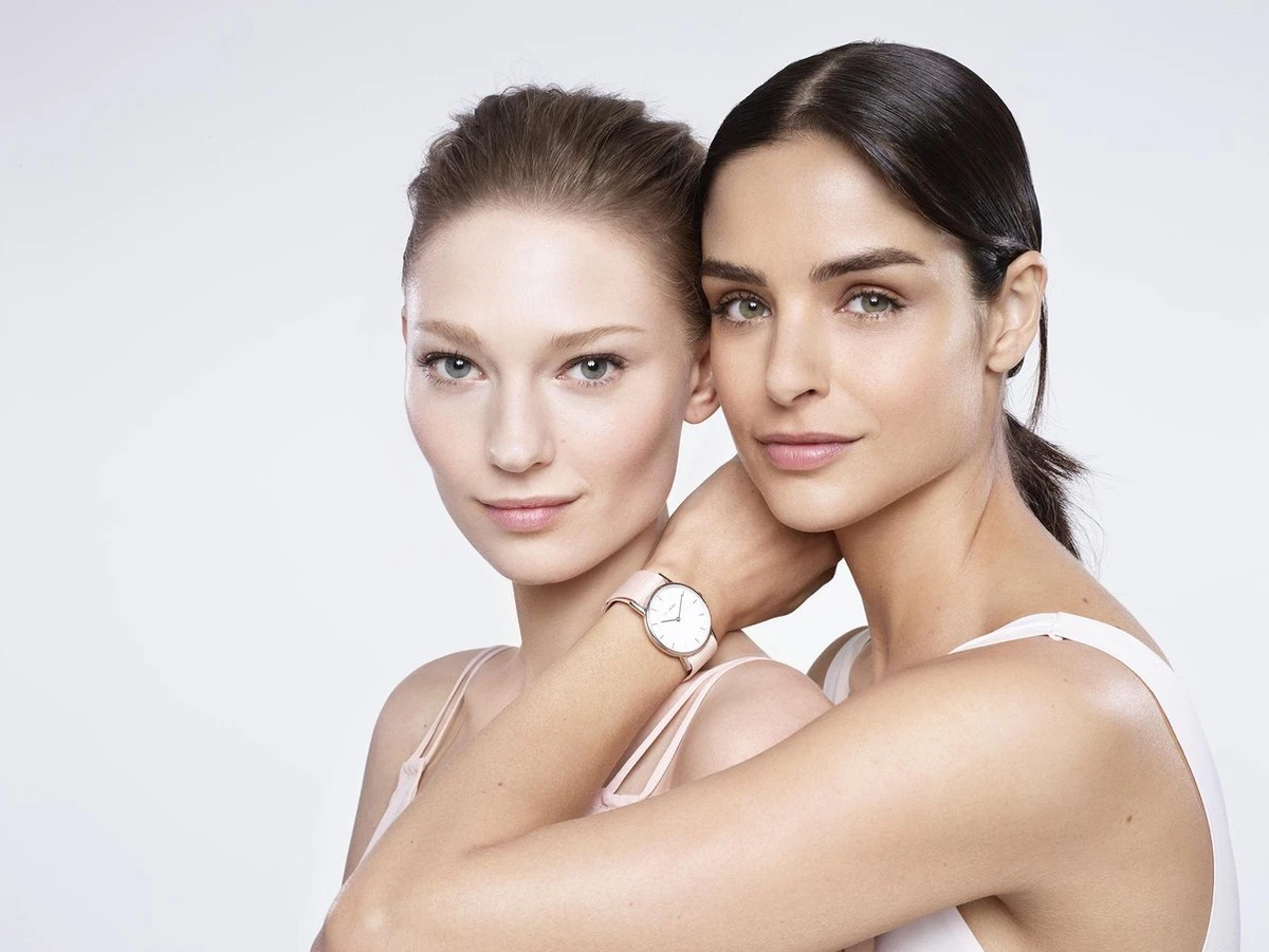 Garnier SkinActive - BB Cream Classic Light 5-in-1 Dagverzorging - 50ml - Getinte Dagcrème 7 Garnier SkinActive - BB Cream Classic Light 5-in-1 Dagverzorging - 50ml - Getinte Dagcrème - Image 5