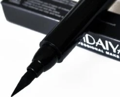 Joya Beauty® Eyeliner Met Wing Stempel | Zwarte Oog Stempel | 2 In 1 Eyeliner | Eyeliner Tool | Wing Eyeliner | Wing Stamp 20 Joya Beauty® Eyeliner Met Wing Stempel | Zwarte Oog Stempel | 2 In 1 Eyeliner | Eyeliner Tool | Wing Eyeliner | Wing Stamp -Modecosmetica Winkel 1200x972 2