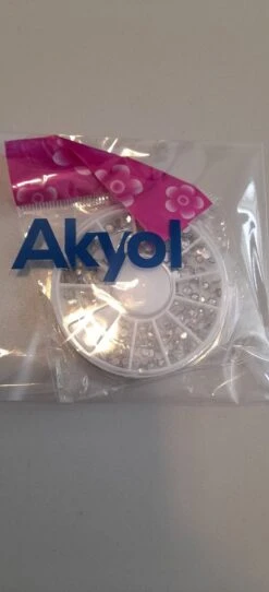 Doosje Rhinestone / Strass Nagel Steentjes - 5 Verschillende Maten Nail Art Diverse Kleuren / Strass Nagel Steentjes / Nagel Diamantjes / Nail Art 11 Doosje Rhinestone / Strass Nagel Steentjes - 5 Verschillende Maten Nail Art Diverse Kleuren / Strass Nagel Steentjes / Nagel Diamantjes / Nail Art -Modecosmetica Winkel 547x1200 2